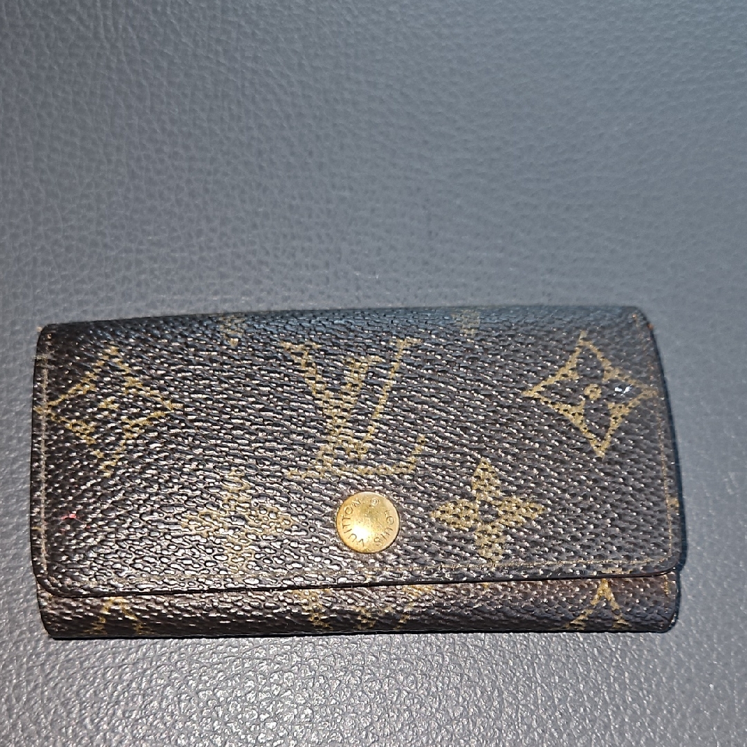 Louis Vuitton Brown And Gold Key  Card Holder